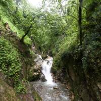 کبودوال، آبشاری در دل مخمل سبز